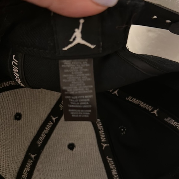 Jordan Mens Hat Black White Snapback Flat Brim Killer Bee Jumpman Wu Tang Cap - Picture 4 of 7